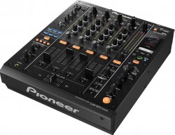 DJM 900 NXS